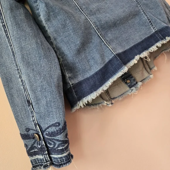 Liverpool Embroidered Raw Hem Denim Jacket - Melbourne Light - Size S - Picture 3 of 11